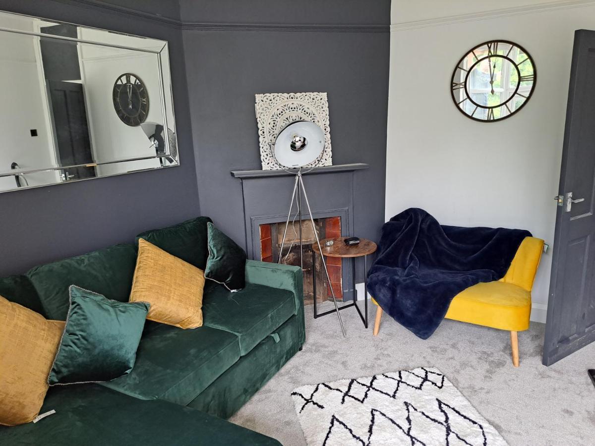Kingsdown Apartment Great Malvern Bagian luar foto